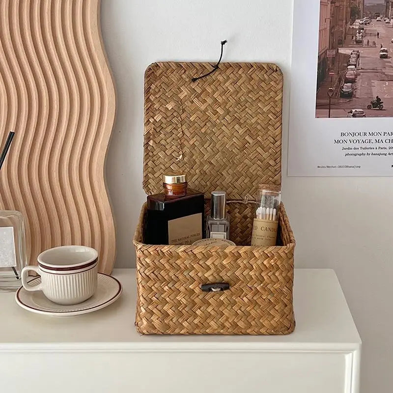 Woven Storage Basket, Wicker Storage Basket, 1 Count  Multi-purpose Decorative Desktop Storage Box, Countertop Storage Basket, Home Organizer for Living Room Bedroom Kitchen