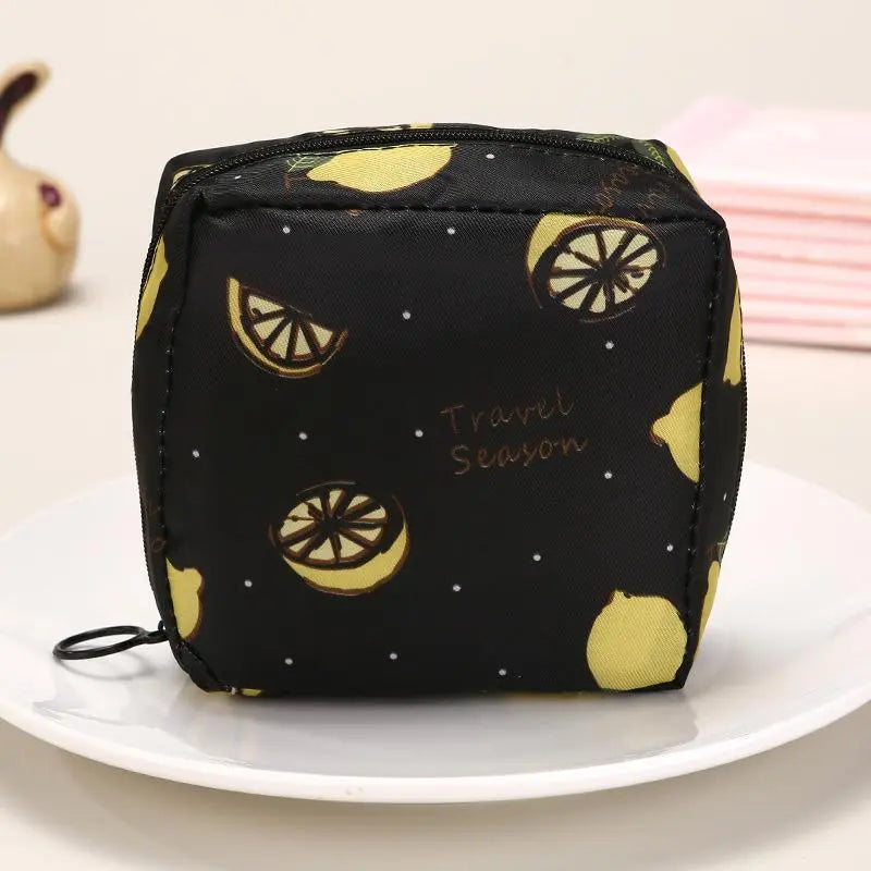 Cartoon Pattern Sanitary Napkin Storage Bag, 1 Count Portable Menstrual Pad Pouch Organiser, Small Zipper Space-Saving Bag for Outdoor Travel and Home, Organizing Supplies Portable Travel Organizer #GLOBAL PICKS