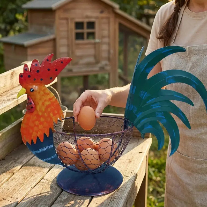 Farmhouse Rustic Multicolor Chicken Wire Metal Egg Basket, Vintage Rooster Ornament, Cute Decorative Fruit Basket for Kitchen & Home, Wire Storage Basket, Decorative Baskets
