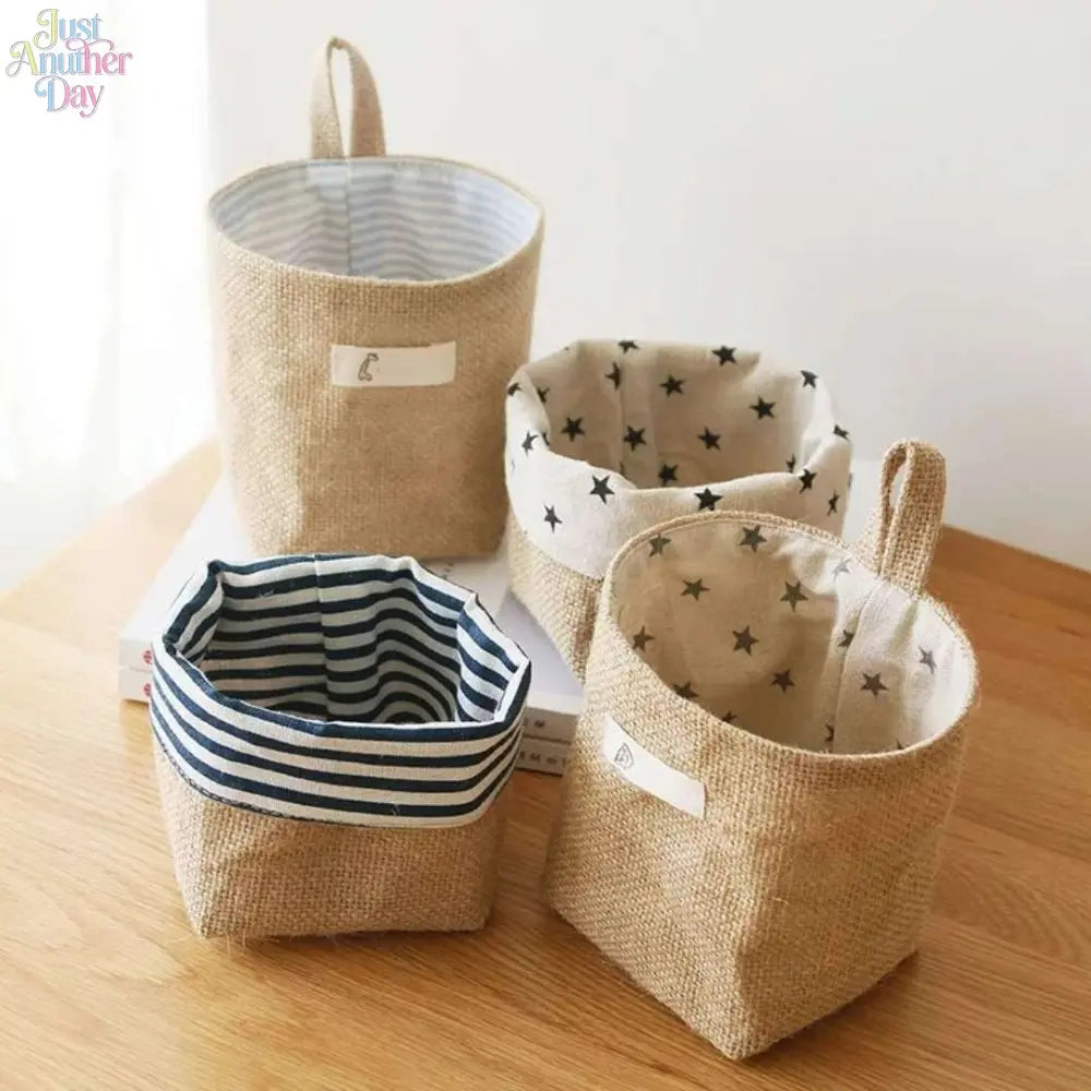 2 Pack Natural Jute Linen Hanging Storage Baskets, Wall Mount Small Hanging Organizer Pouches, Multifunctional Rustic Fabric Hanging Storage Bags for Bathroom, Bedroom, Door, Closet & Desk Small Sundries Organizing