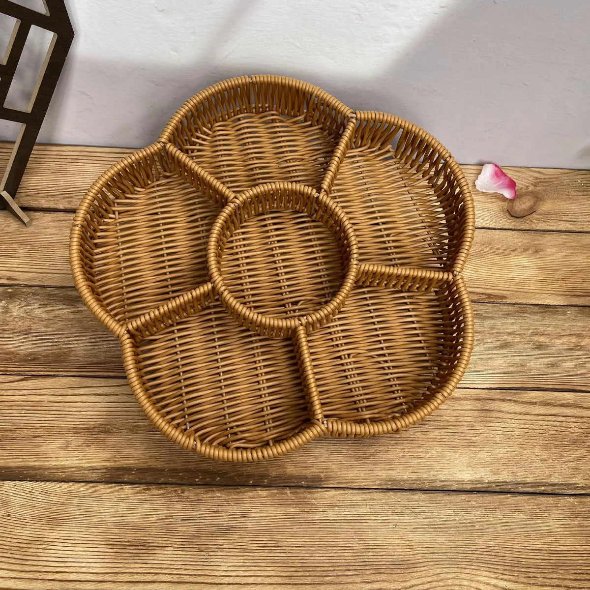 Rattan Fruit Basket for Home Living Room, Candy Box, Snack Tray, Nuts Holder, Dry Fruits Dish, Office File Organizer, Party Decor