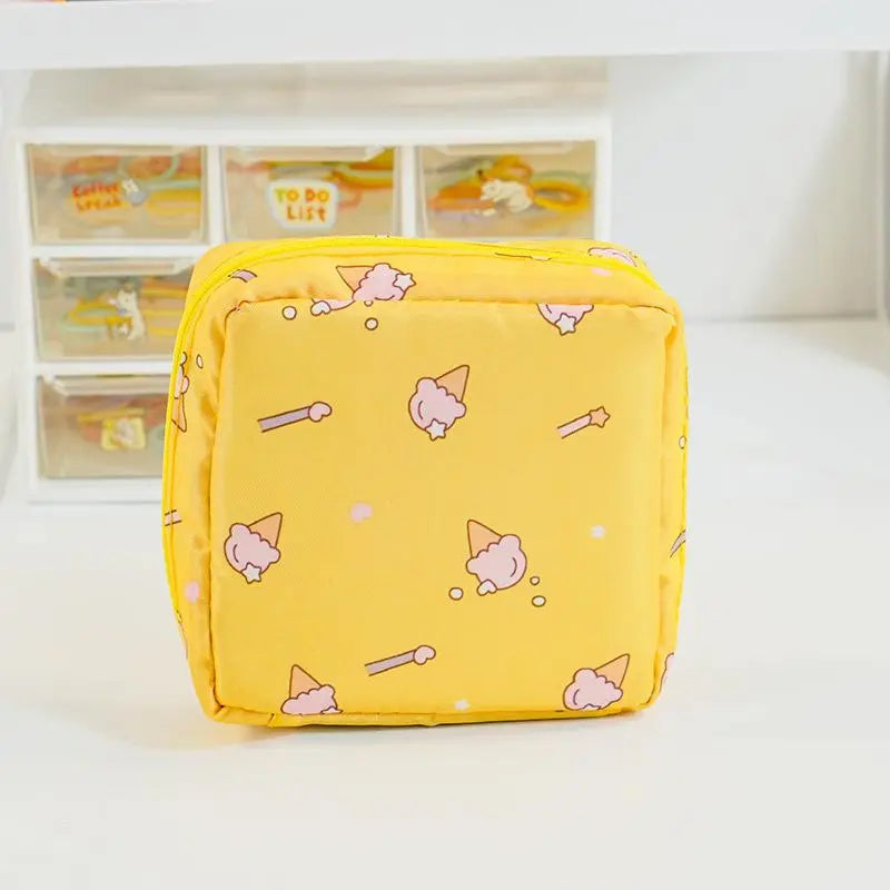 Cartoon Pattern Sanitary Napkin Storage Bag, 1 Count Portable Menstrual Pad Pouch Organiser, Small Zipper Space-Saving Bag for Outdoor Travel and Home, Organizing Supplies Portable Travel Organizer #GLOBAL PICKS