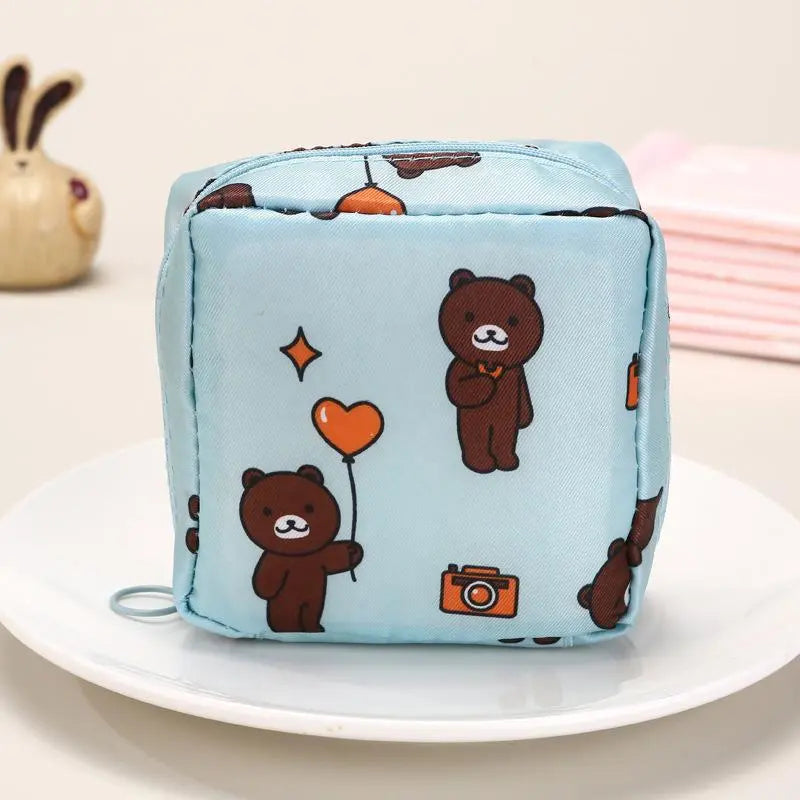 Cartoon Pattern Sanitary Napkin Storage Bag, 1 Count Portable Menstrual Pad Pouch Organiser, Small Zipper Space-Saving Bag for Outdoor Travel and Home, Organizing Supplies Portable Travel Organizer #GLOBAL PICKS