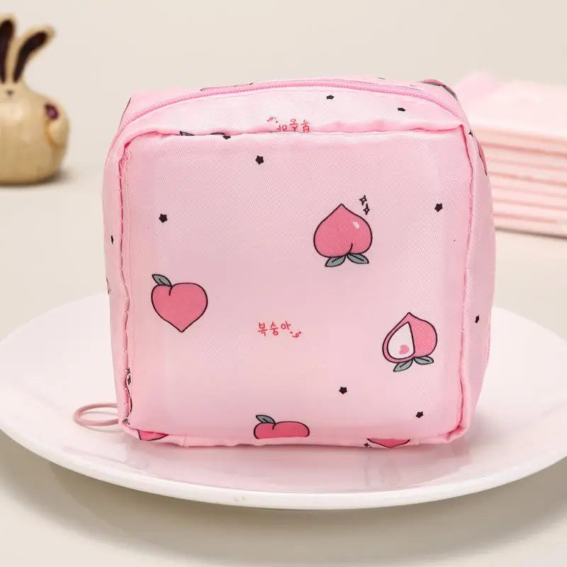 Cartoon Pattern Sanitary Napkin Storage Bag, 1 Count Portable Menstrual Pad Pouch Organiser, Small Zipper Space-Saving Bag for Outdoor Travel and Home, Organizing Supplies Portable Travel Organizer #GLOBAL PICKS