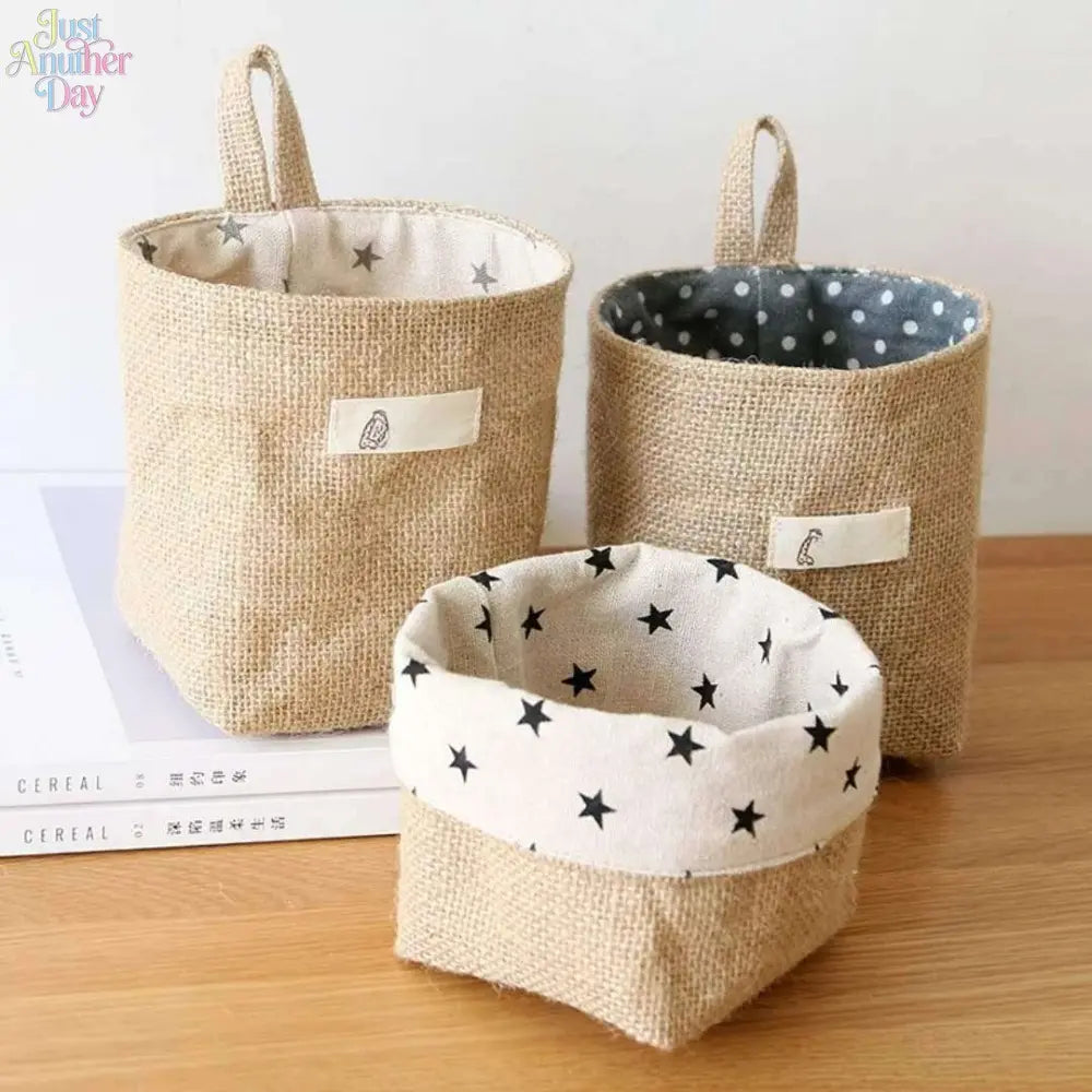2 Pack Natural Jute Linen Hanging Storage Baskets, Wall Mount Small Hanging Organizer Pouches, Multifunctional Rustic Fabric Hanging Storage Bags for Bathroom, Bedroom, Door, Closet & Desk Small Sundries Organizing
