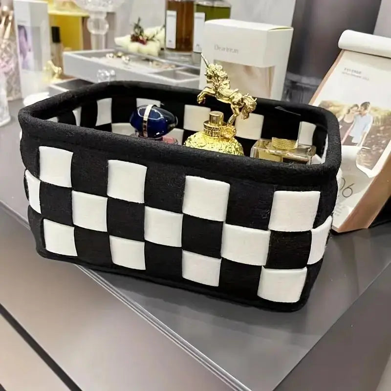 1pc and Checkered Storage Basket, Multipurpose Basket, Home Organizers, Organizing Baskets, Storage For Organizing, Perfect for Desktop and Drawer Organization, Ideal for Cosmetics Snacks and Keys Storage, Room Organizers